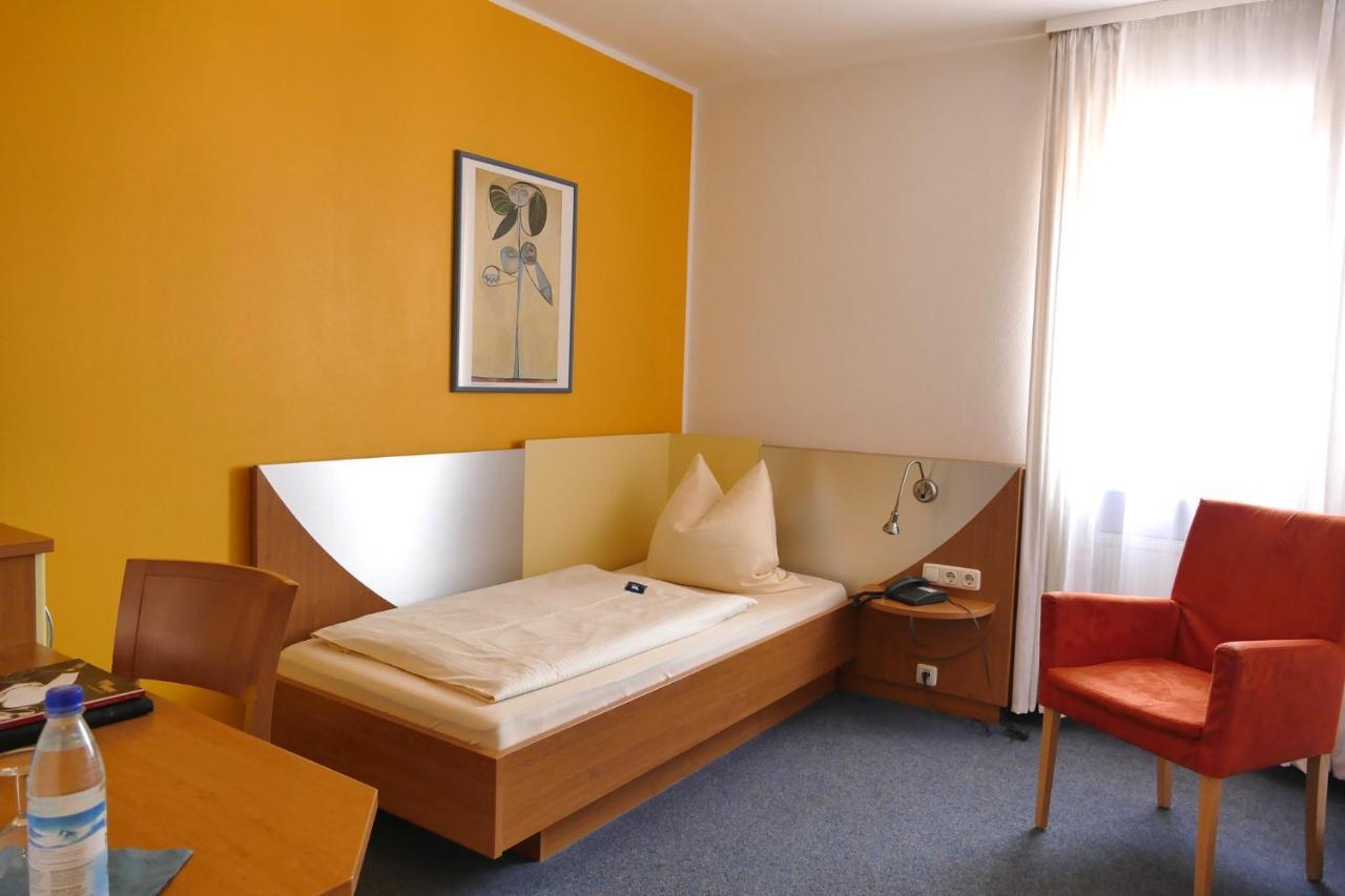 Hasi'S Hotel Grafing Екстериор снимка